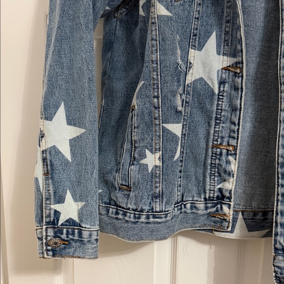 Star Pattern Denim Jacket - Picture 3 of 5